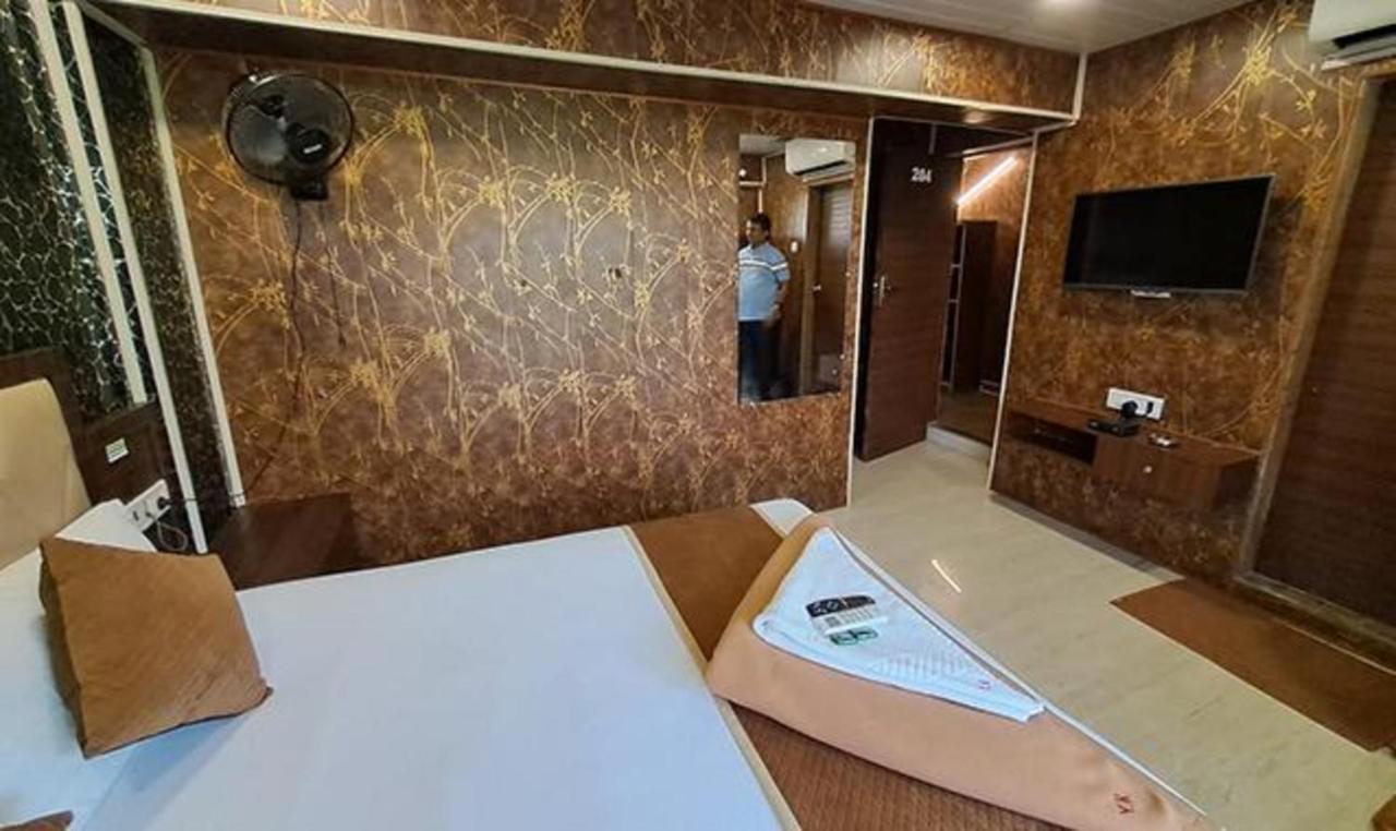 Fabexpress Ashirwad Residency Mumbai Exterior photo